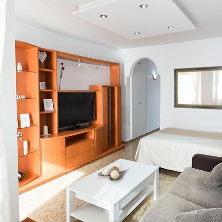 Love Centre Torremolinos Ngoại thất bức ảnh