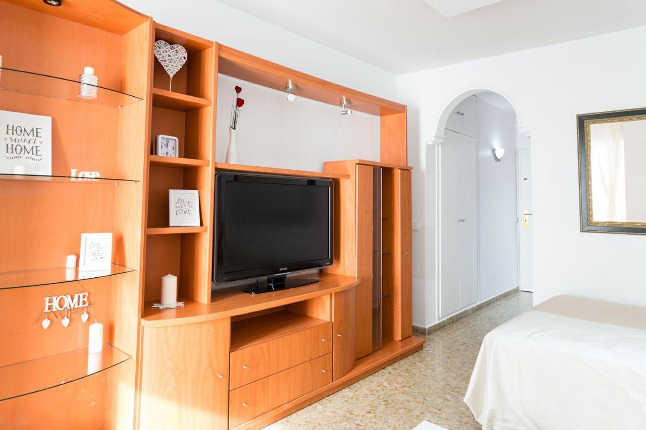 Love Centre Torremolinos Ngoại thất bức ảnh