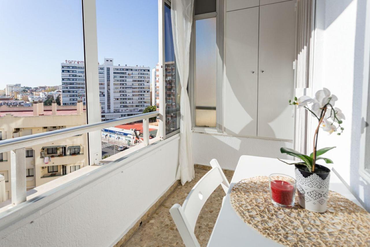 Love Centre Torremolinos Ngoại thất bức ảnh