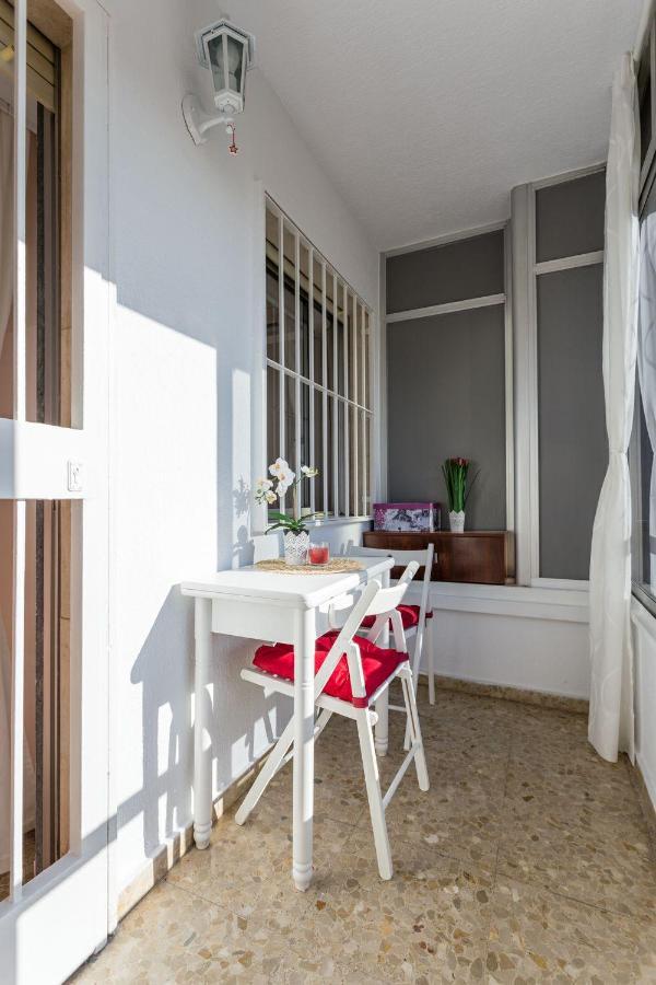 Love Centre Torremolinos Ngoại thất bức ảnh